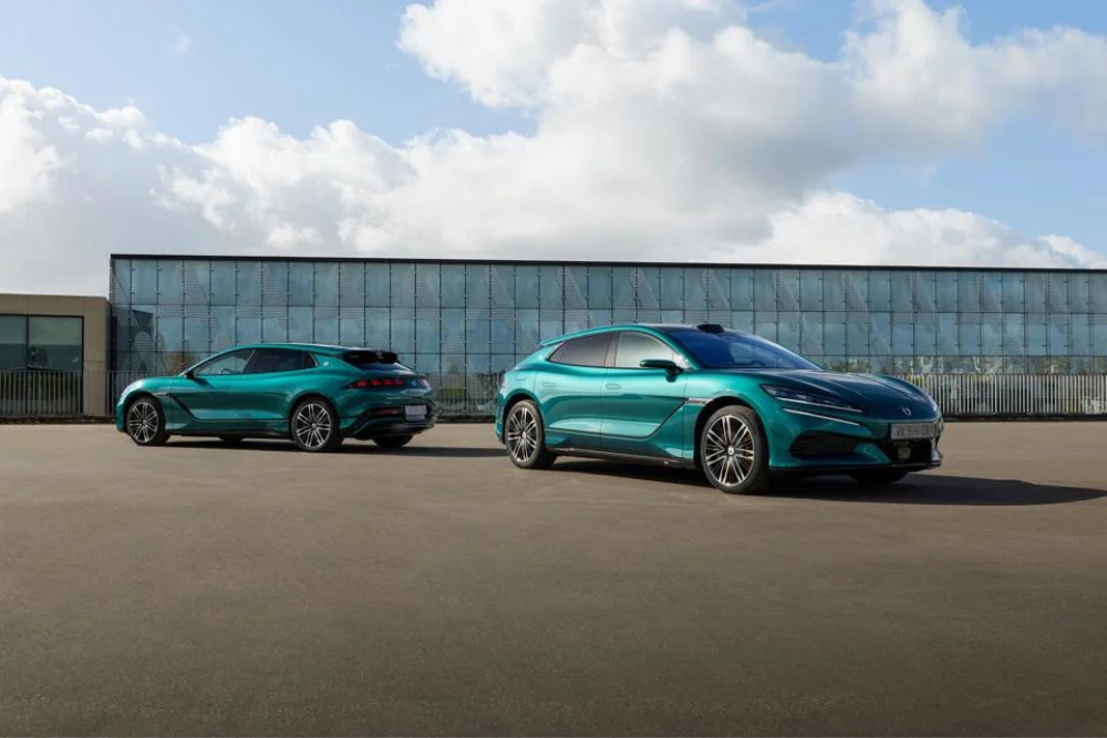 DENZA Z9GT arrives in Europe